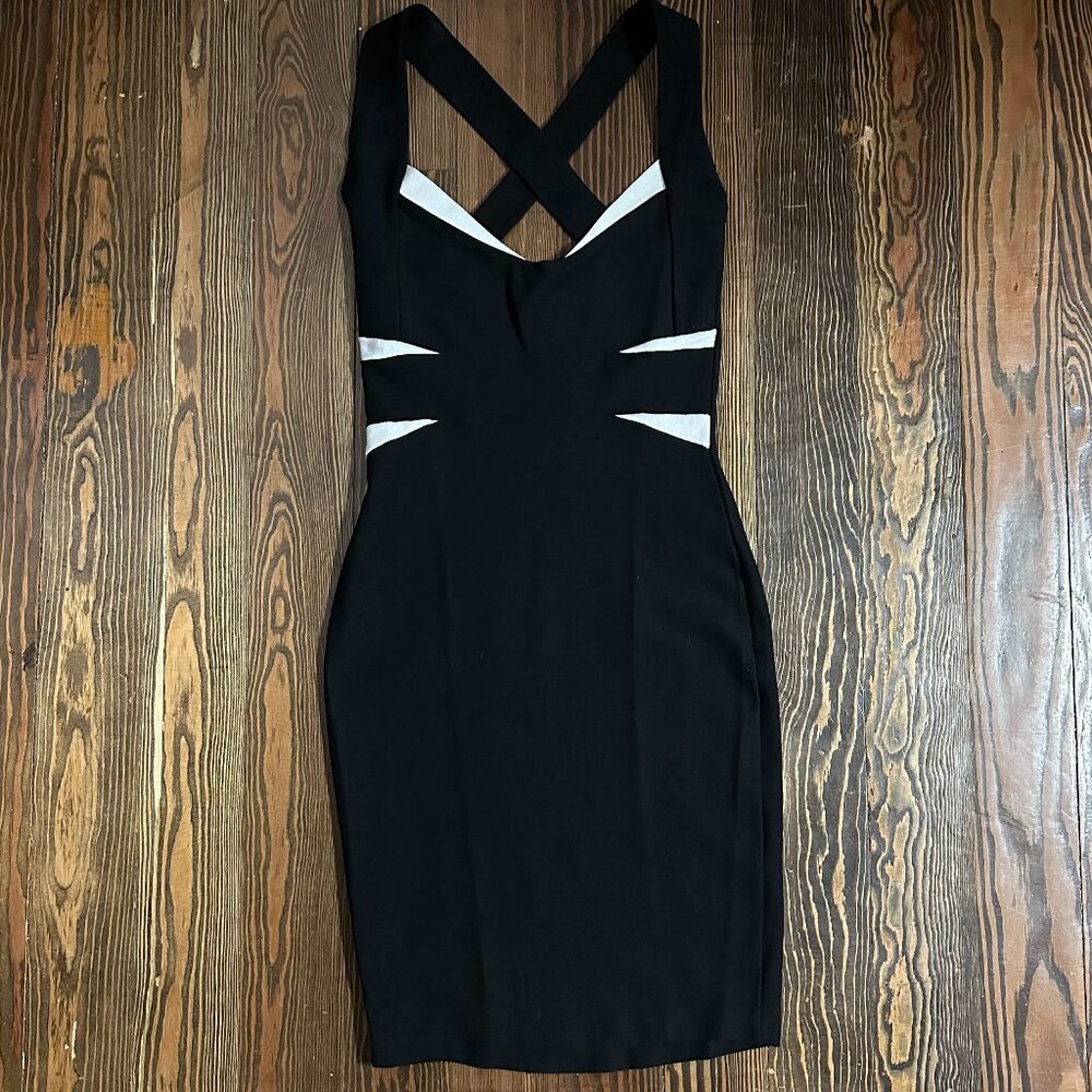 Sabora SMALL Push-Up Vegas Club Stretch Criss Cross Bodycon Mini Dress Black/Wht